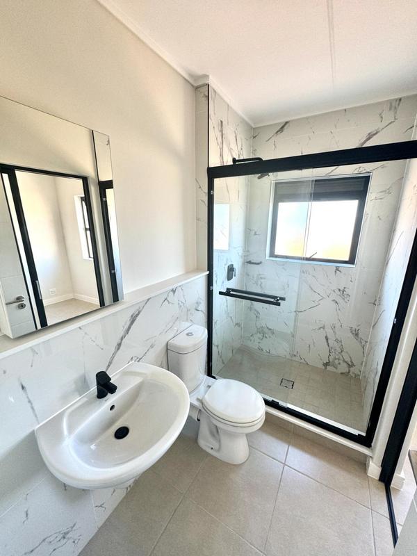 2 Bedroom Property for Sale in The Huntsman Western Cape
